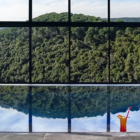 Radisson Collection Hotel, Vadistanbul Szálloda 5*