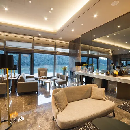 Radisson Collection Hotel, Vadistanbul 5*