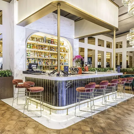 Radisson Collection Hotel, Vadistanbul Hotel