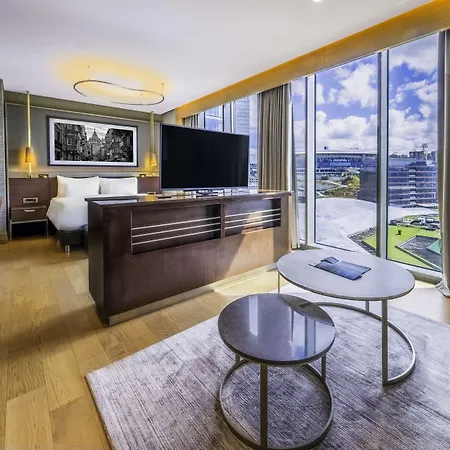 Radisson Collection Hotel, Vadistanbul Hotel 5*