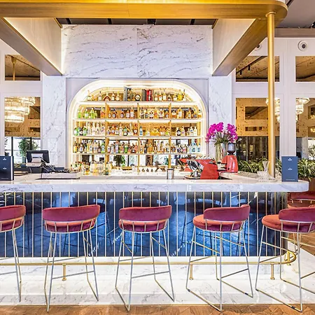 Radisson Collection Hotel, Vadistanbul 5* Istambul