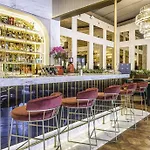 Radisson Collection Hotel, Vadistanbul ホテル